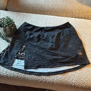 INKnBURN running Skirt
